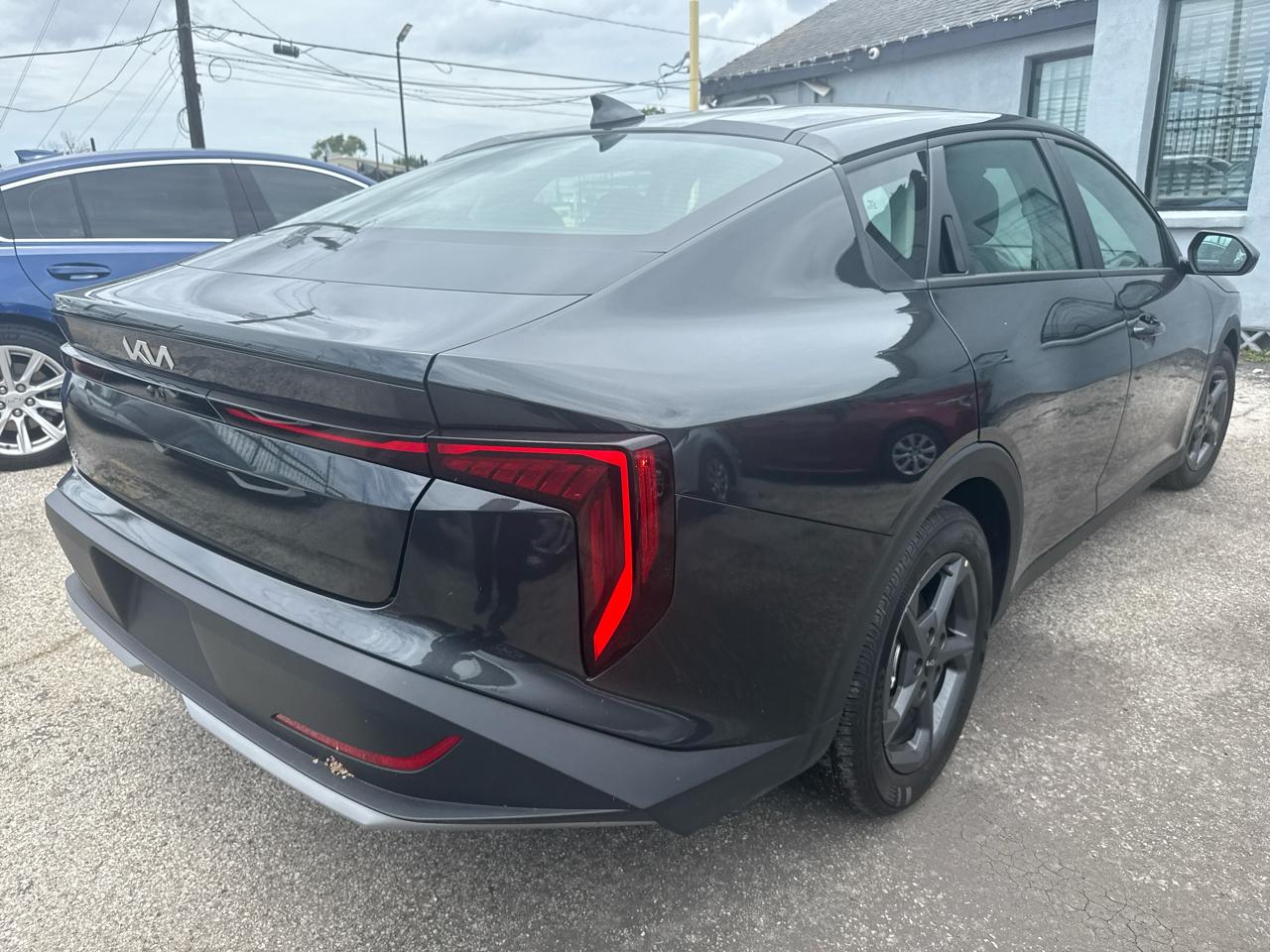 Kia K4 LXS Sedan 2026