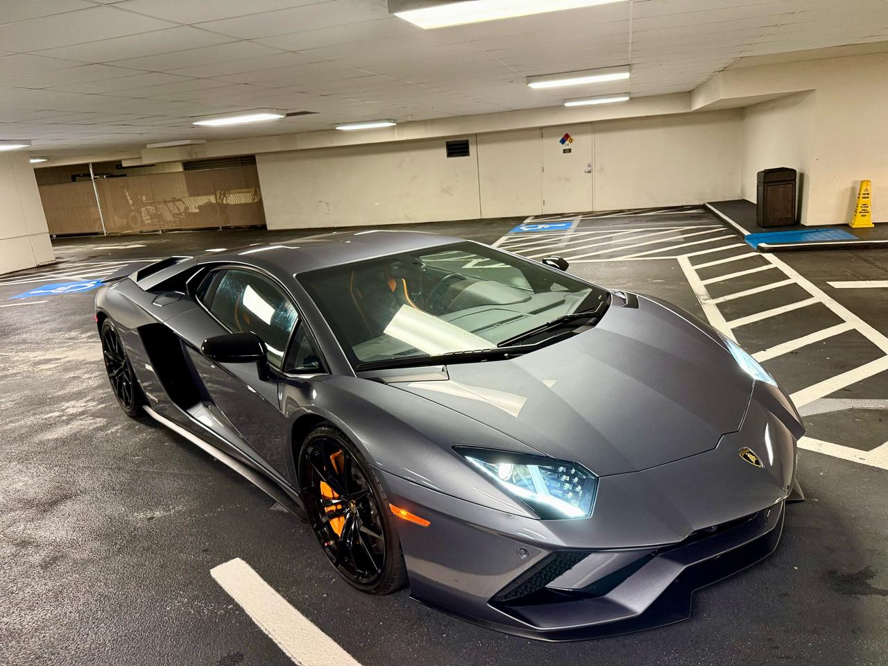 Lamborghini Aventador S Coupe 2018