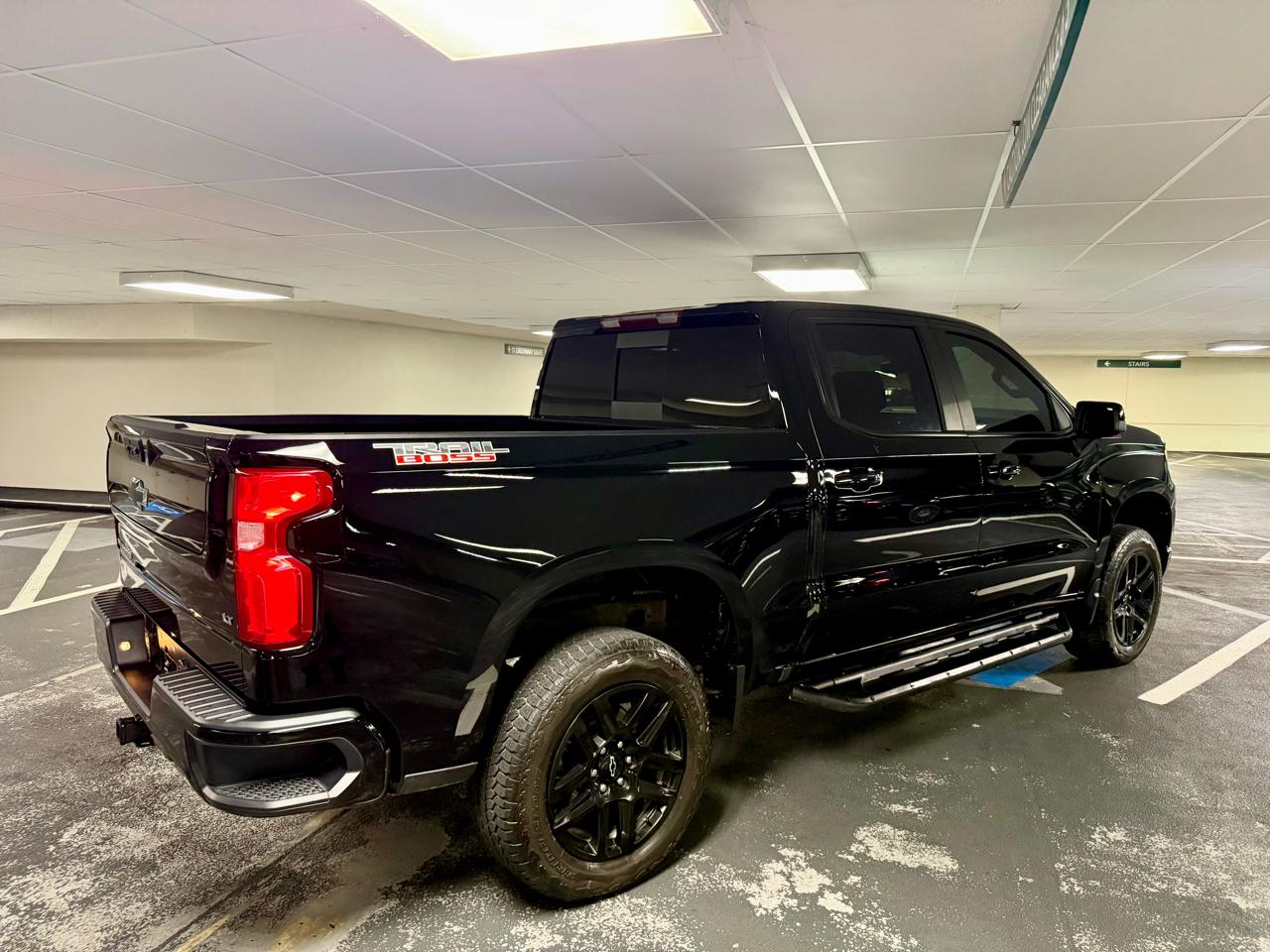 Chevrolet Silverado 1500 4WD Crew Cab 147" LT Trail Boss 2025