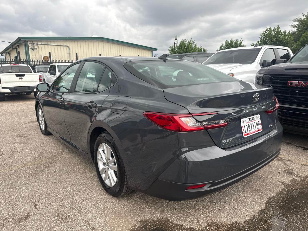 Toyota Camry Nightshade (Natl) 2026