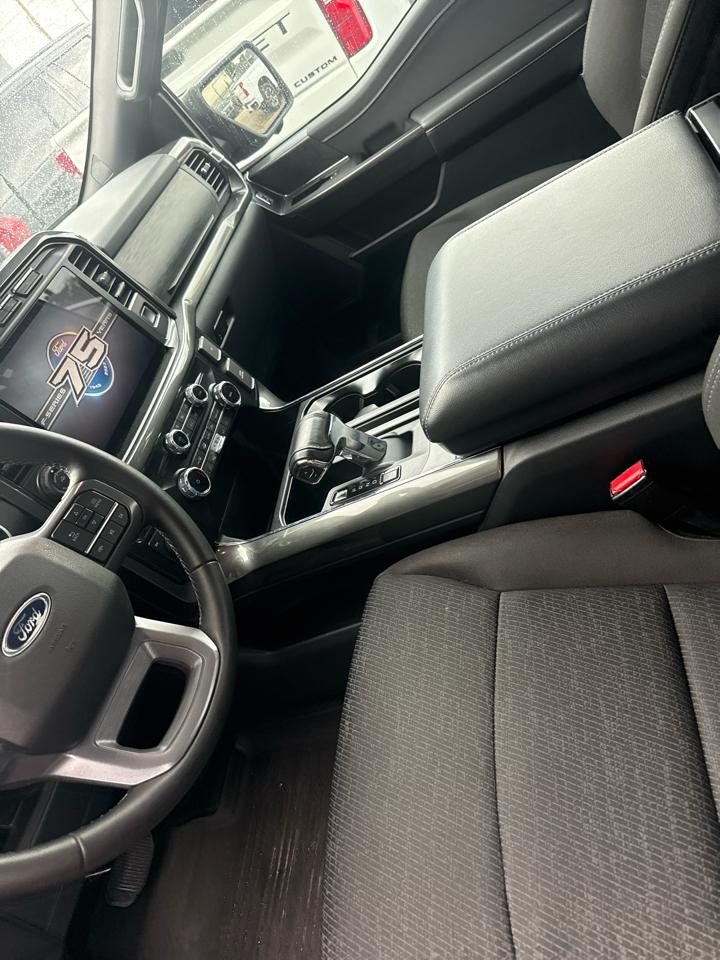 Ford F-150 Lariat 4WD SuperCrew 6.5' Box 2023