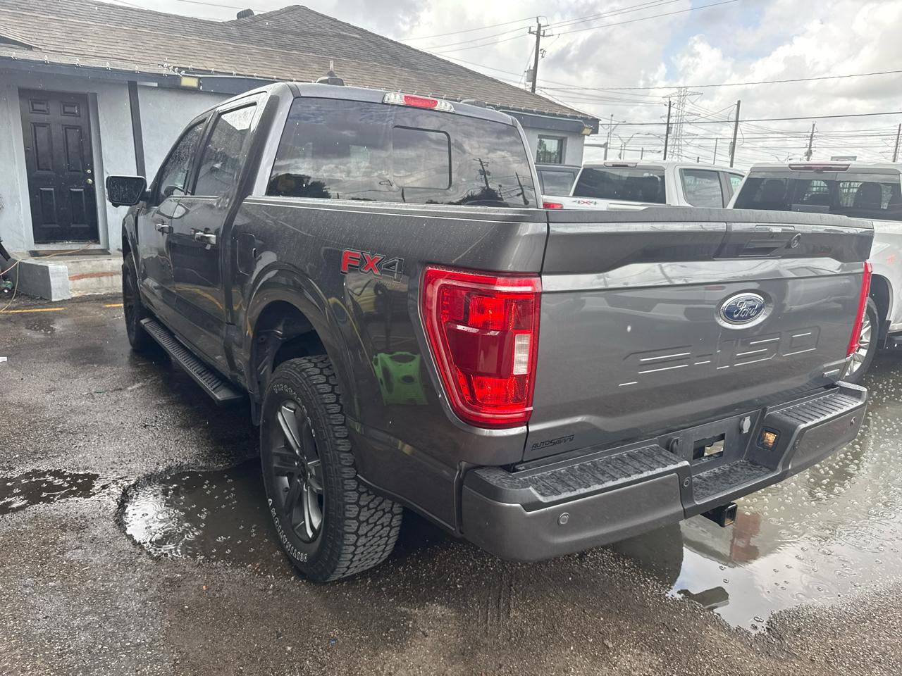 Ford F-150 Lariat 4WD SuperCrew 6.5' Box 2023