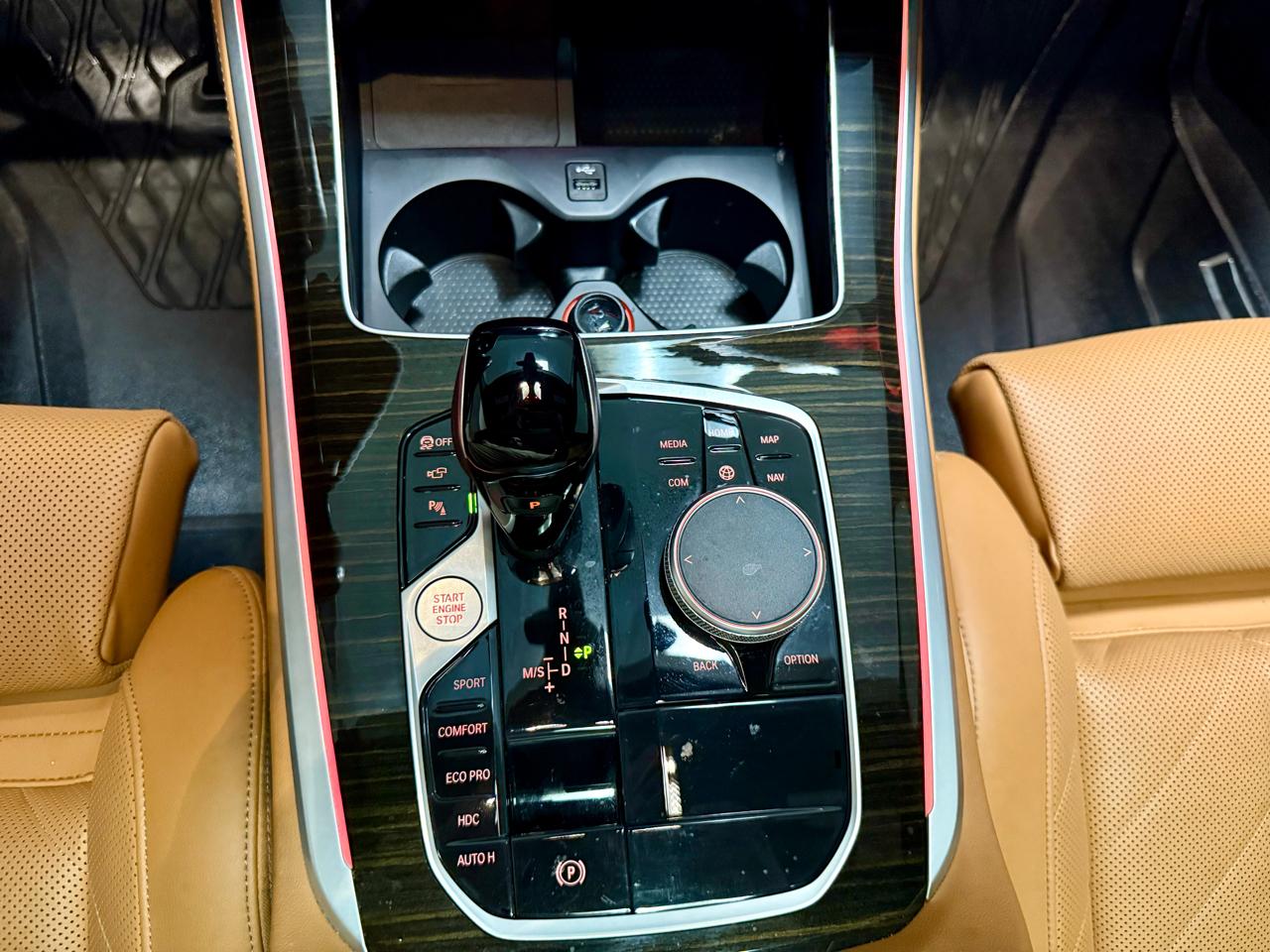 BMW X5 xDrive40i Sports Activity Vehicle 2023