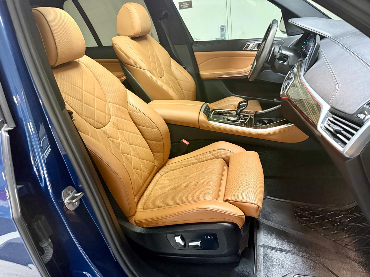 BMW X5 xDrive40i Sports Activity Vehicle 2023