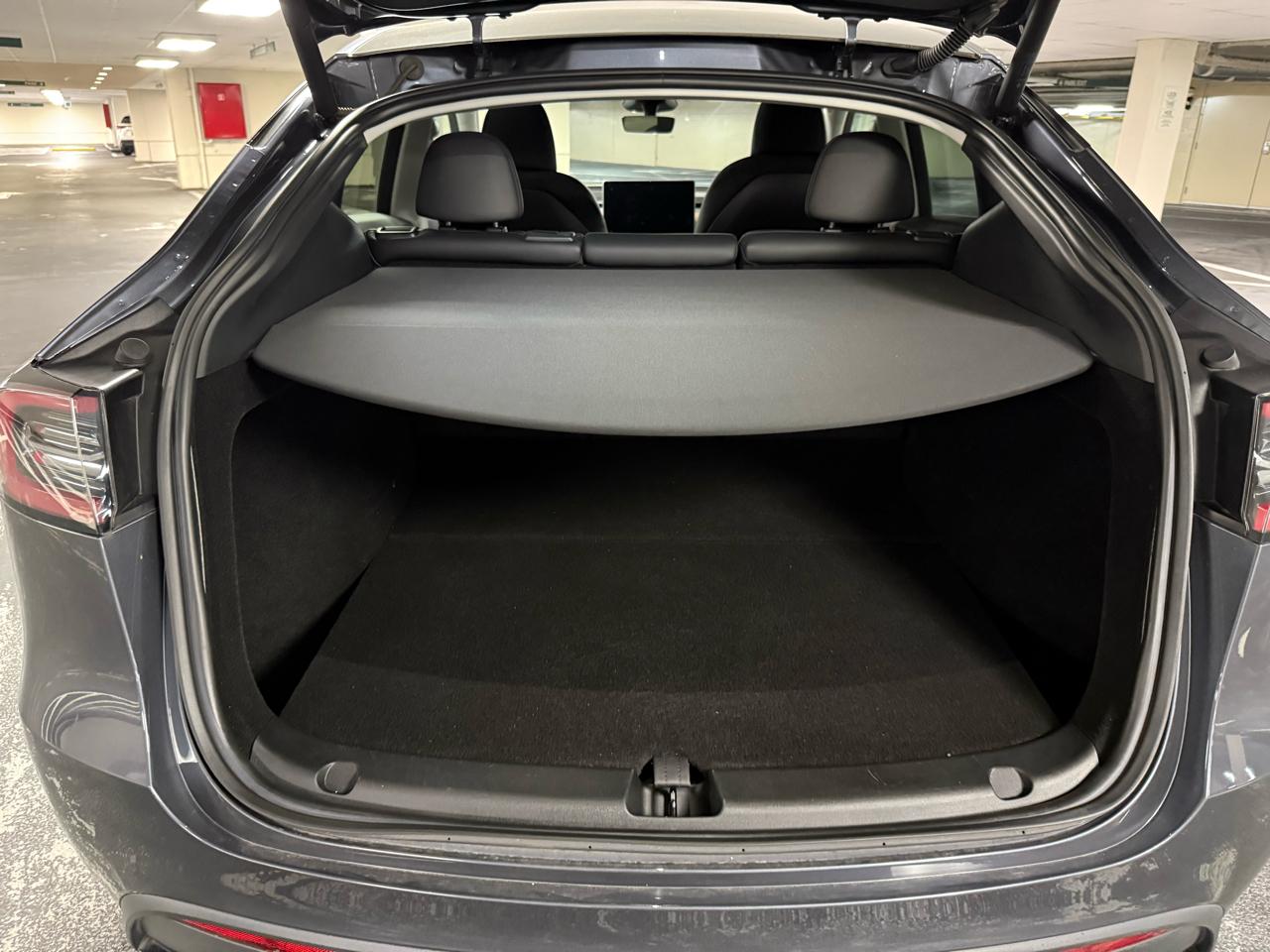 Tesla Model Y Long Range AWD 2023