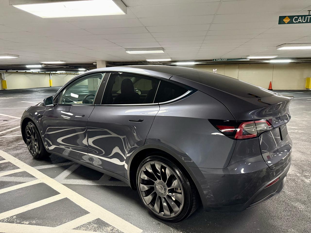 Tesla Model Y Long Range AWD 2023