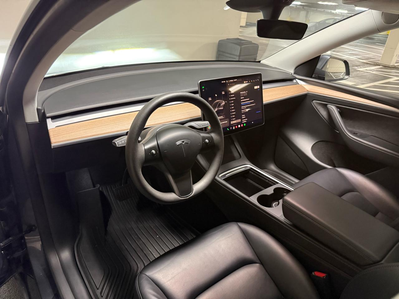 Tesla Model Y Long Range AWD 2023