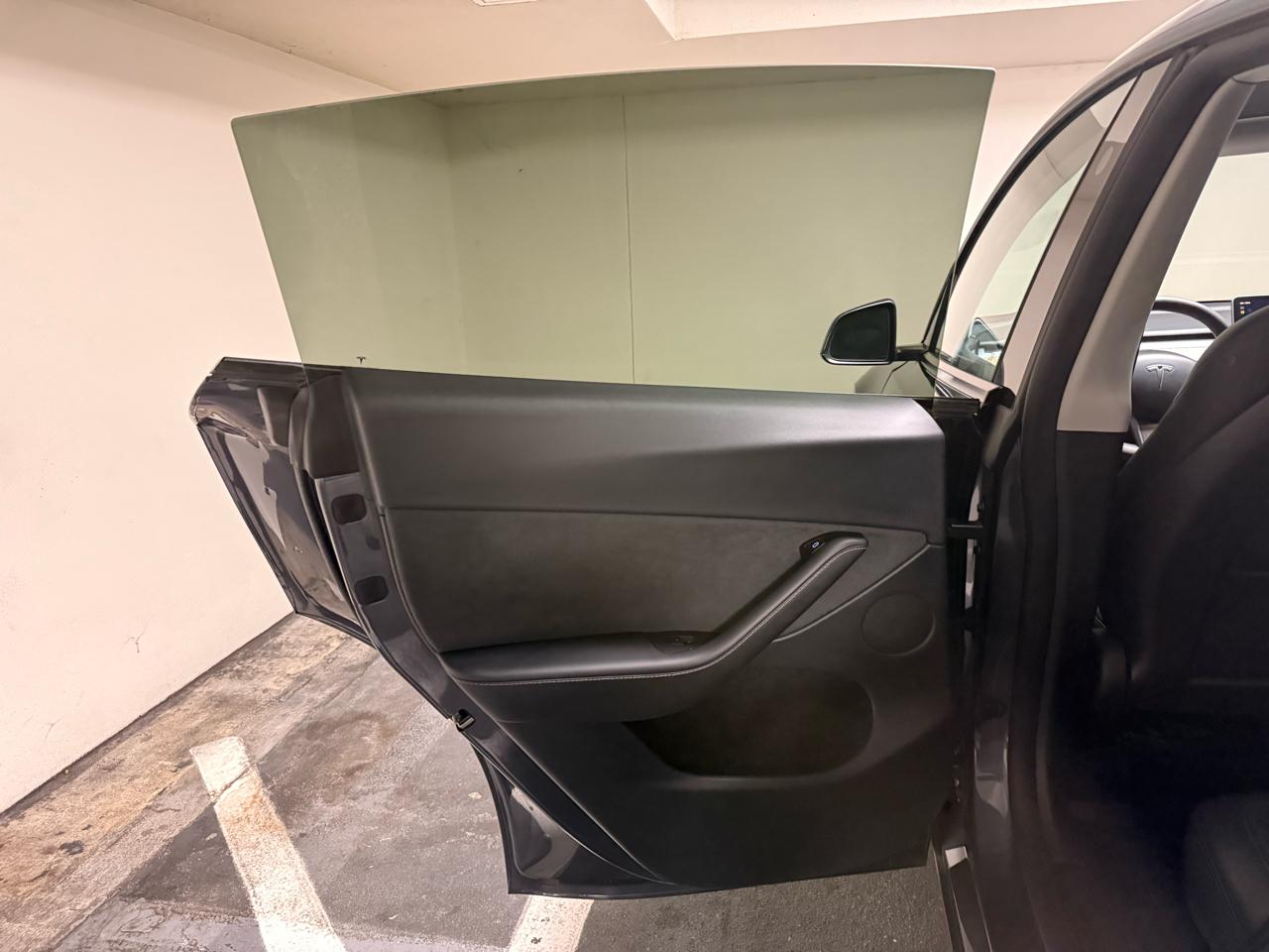 Tesla Model Y Long Range AWD 2023