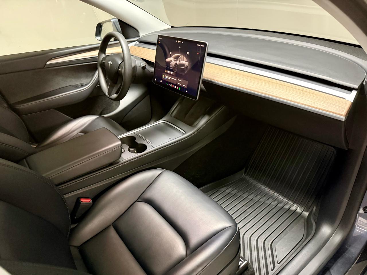 Tesla Model Y Long Range AWD 2023