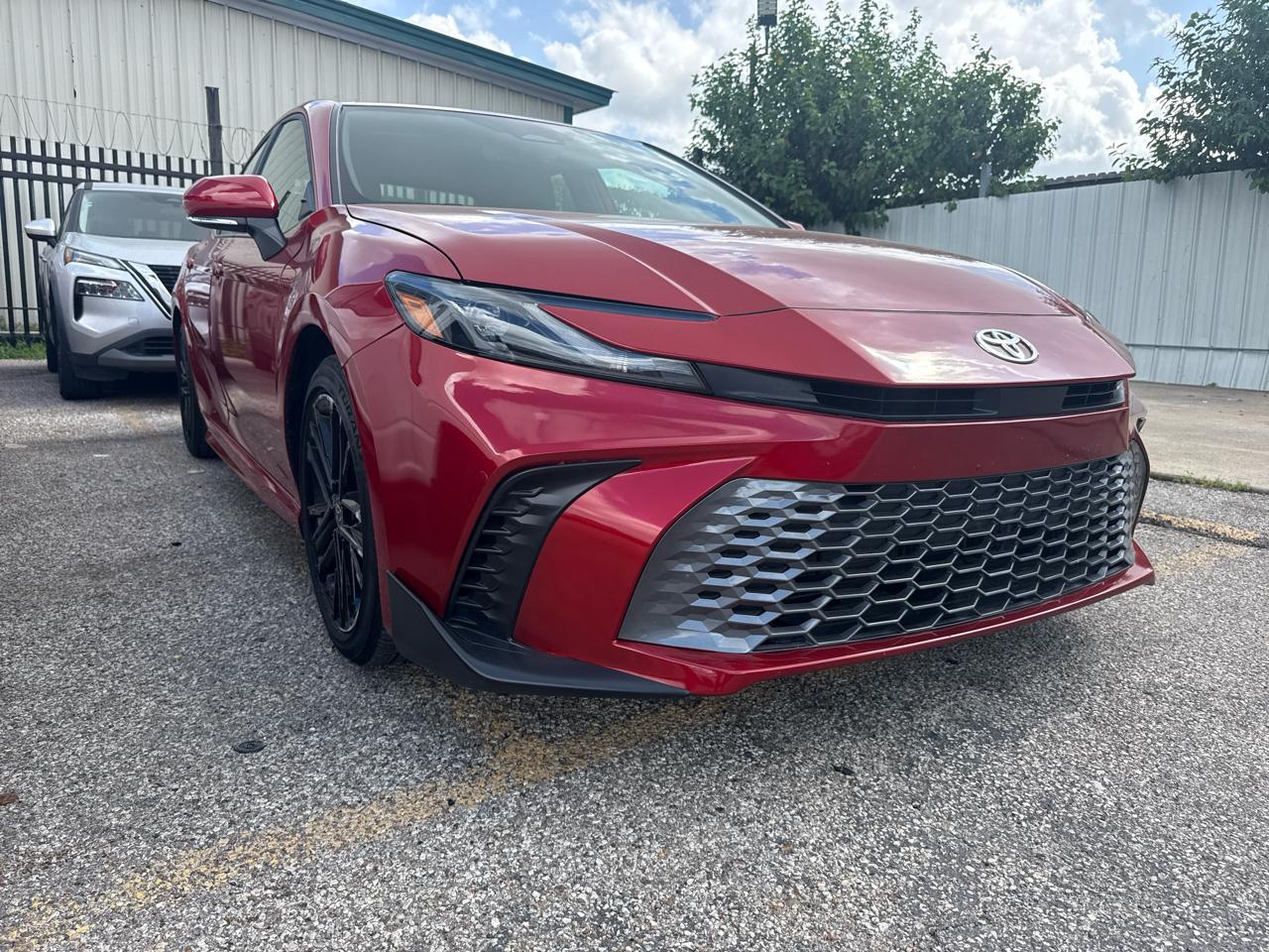 Toyota Camry XLE (Natl) 2025
