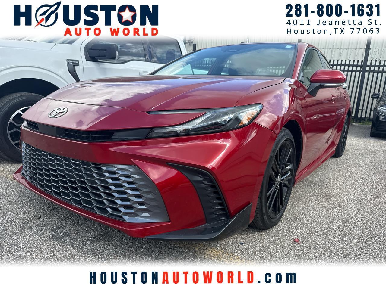Toyota Camry XLE (Natl) 2025