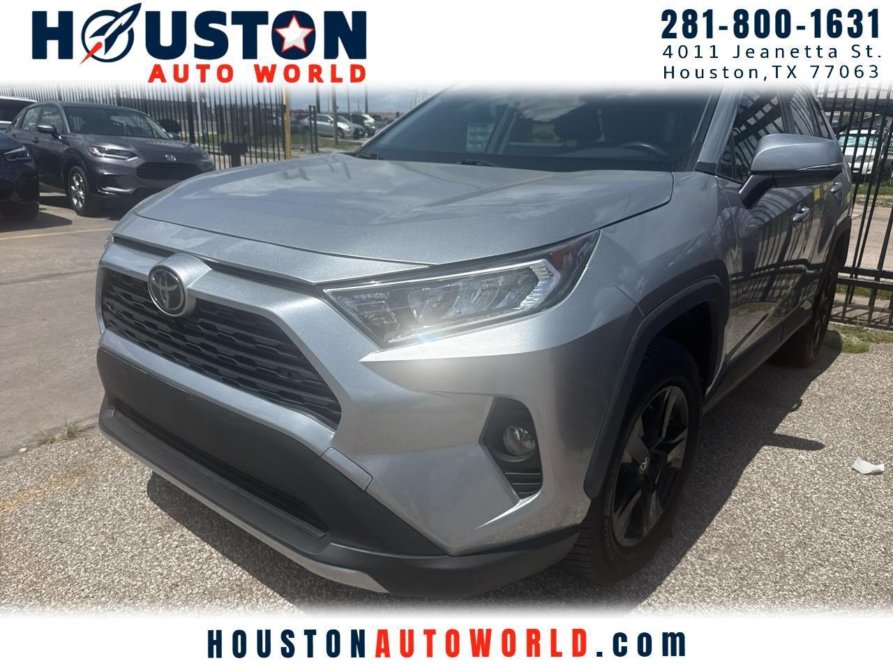 Toyota RAV4 XLE FWD (Natl) 2021