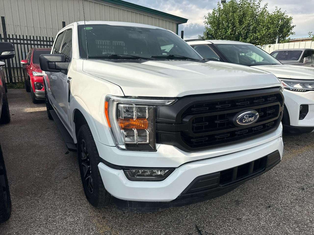 Ford F-150 Lariat 2WD SuperCrew 5.5' Box 2023