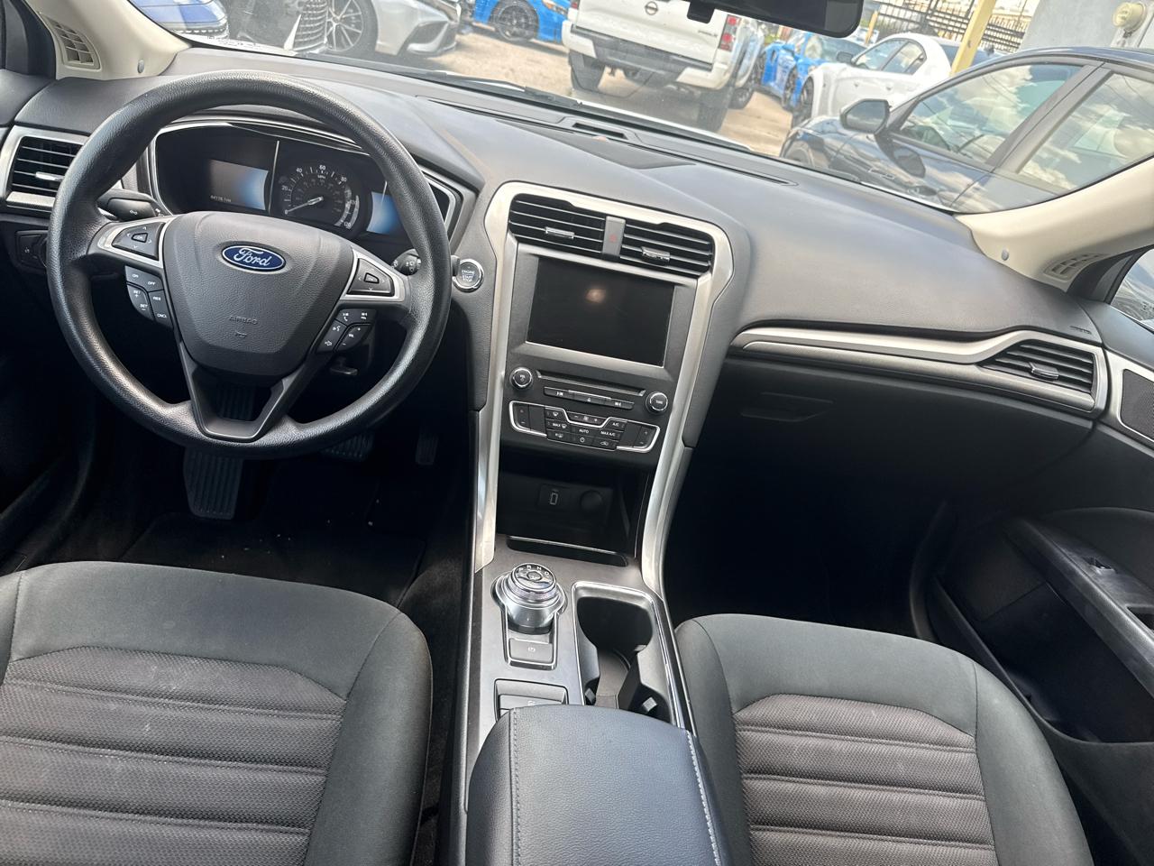 Ford Fusion Hybrid SE FWD 2018