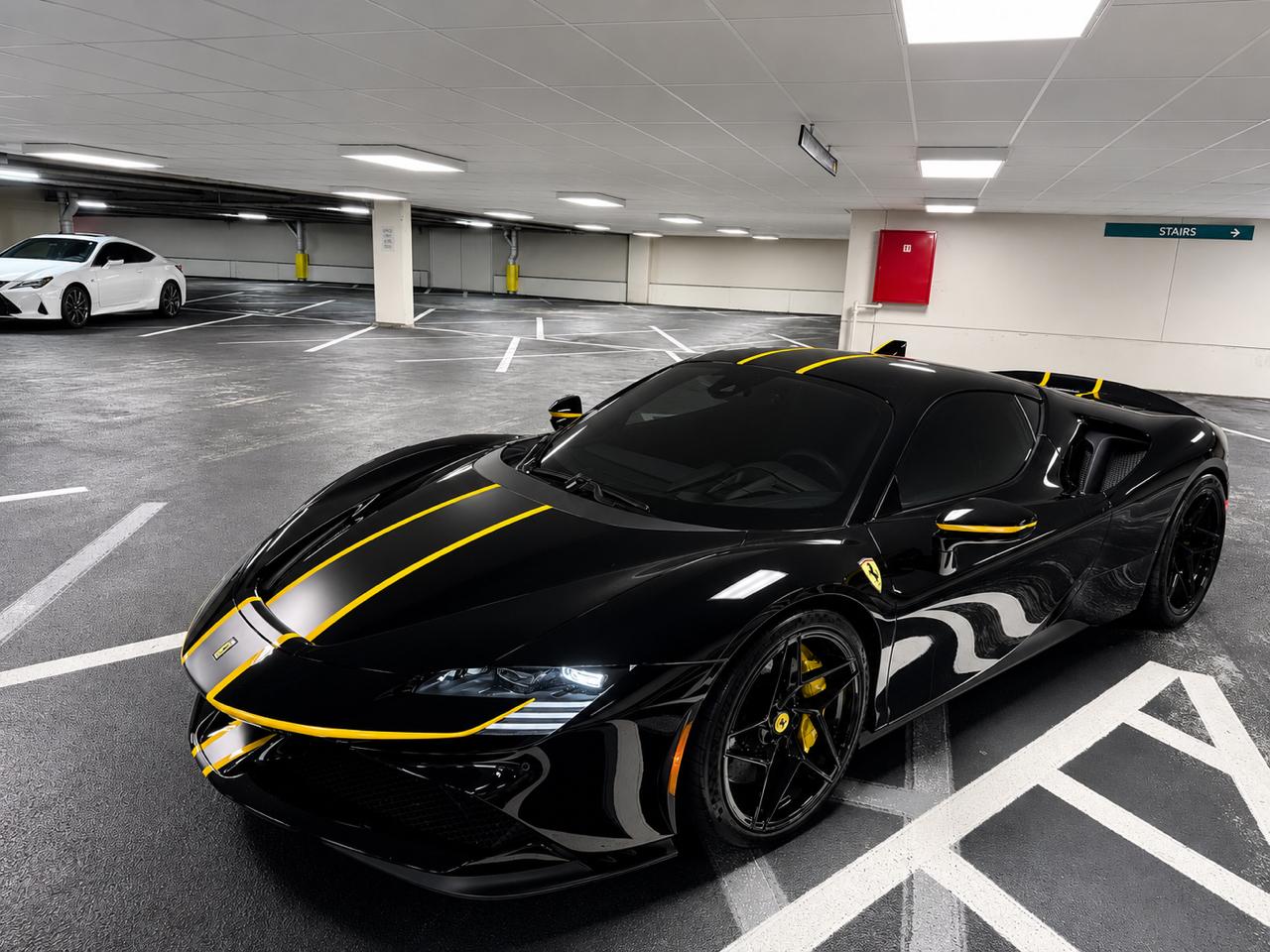 Ferrari SF90 Stradale Coupe 2021