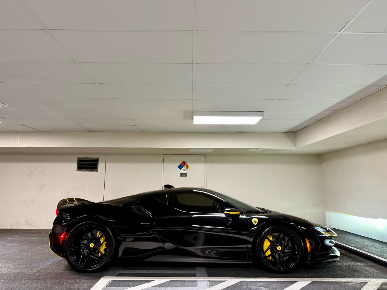 Ferrari SF90 Stradale Coupe 2021