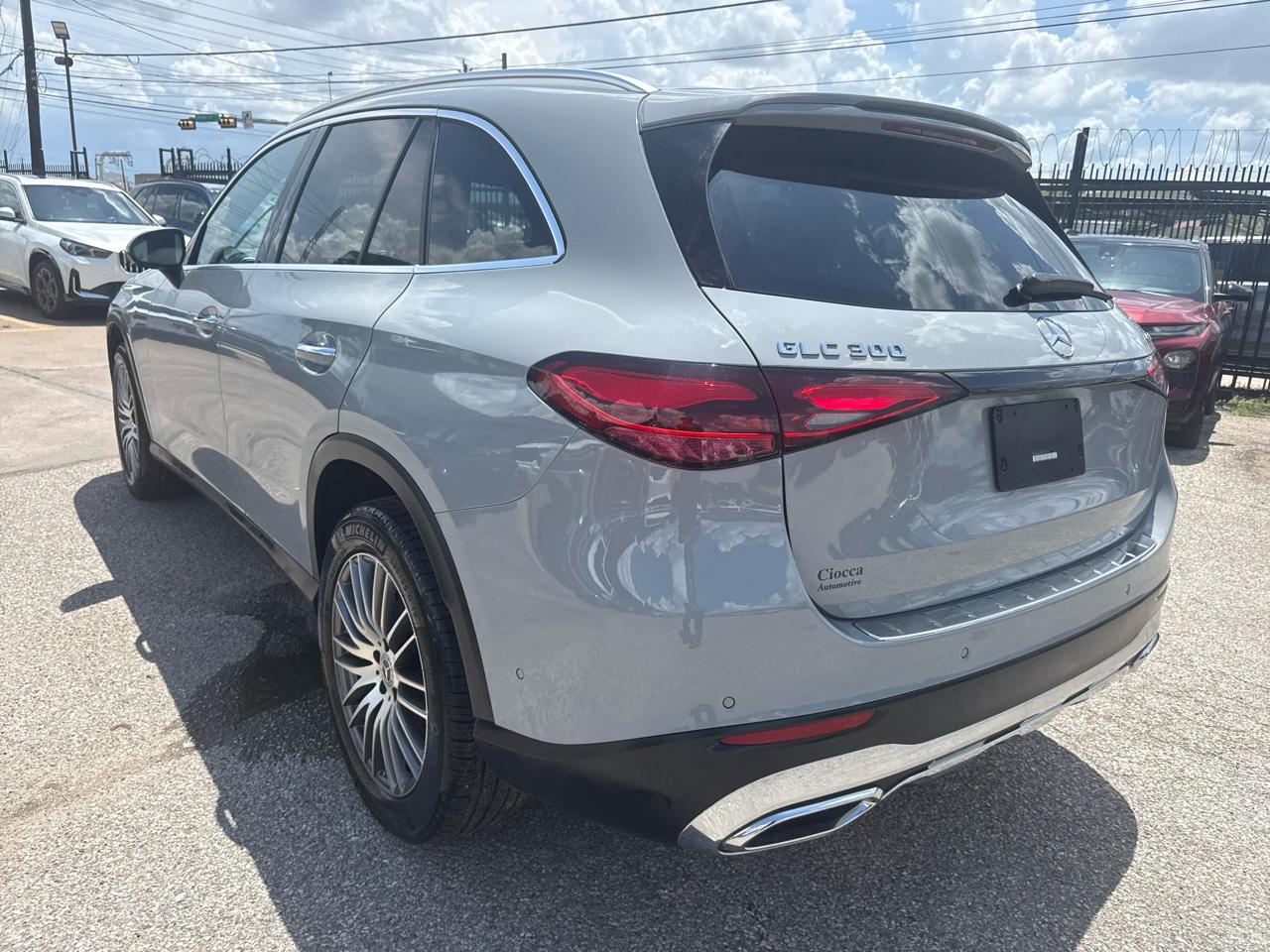 Mercedes-Benz GLC GLC 300 4MATIC SUV 2025