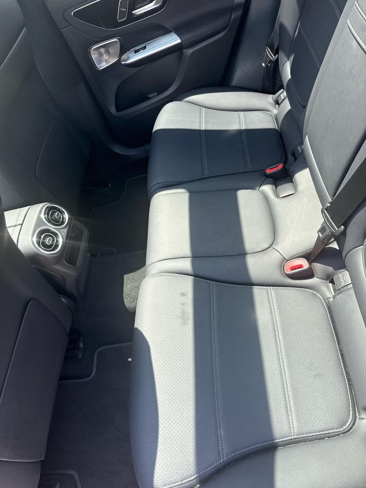 Mercedes-Benz GLC GLC 300 4MATIC SUV 2025