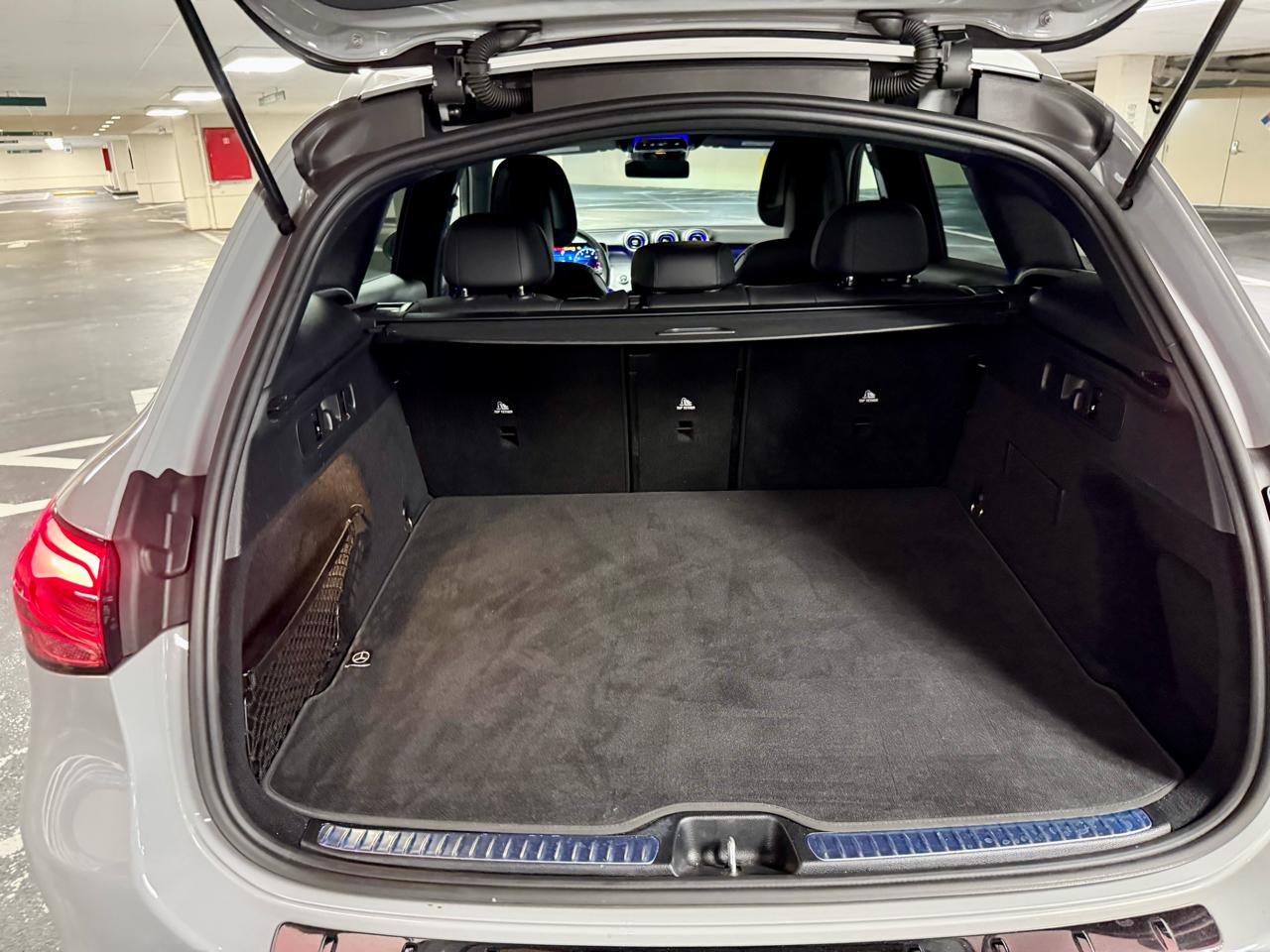 Mercedes-Benz GLC GLC 300 4MATIC SUV 2025