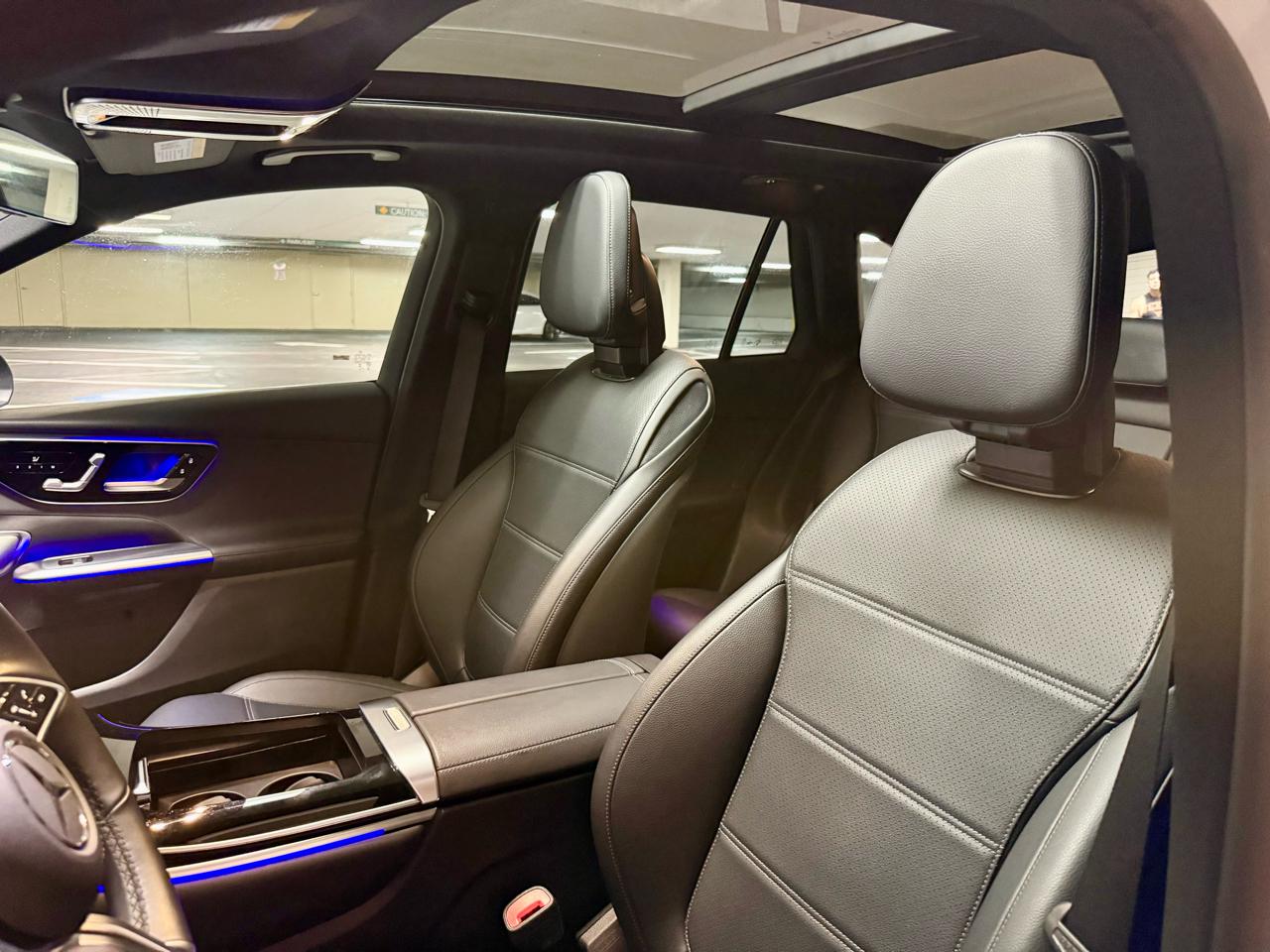 Mercedes-Benz GLC GLC 300 4MATIC SUV 2025