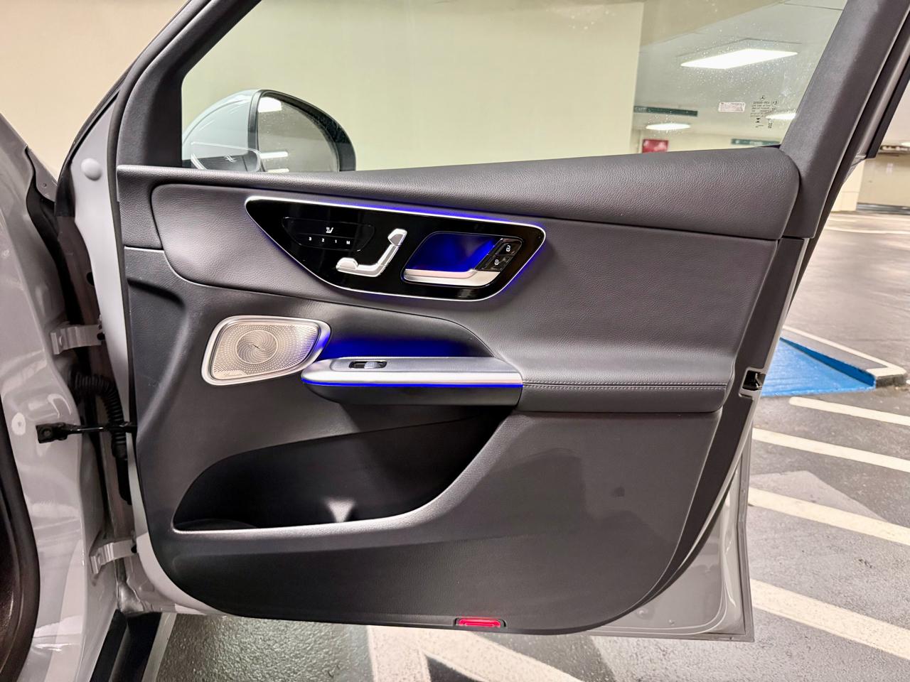 Mercedes-Benz GLC GLC 300 4MATIC SUV 2025