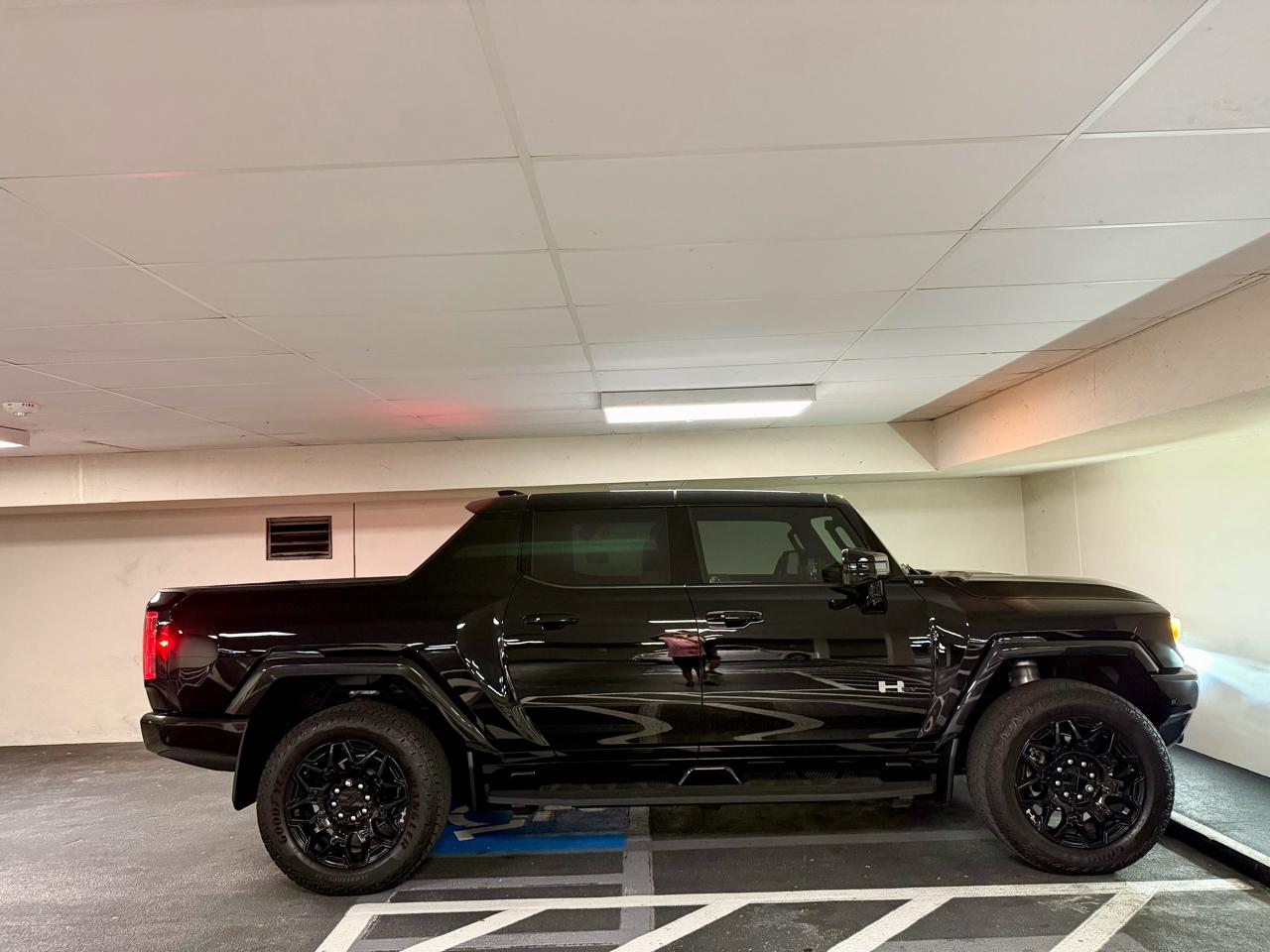 GMC HUMMER EV Pickup e4WD Crew Cab 2X 2025