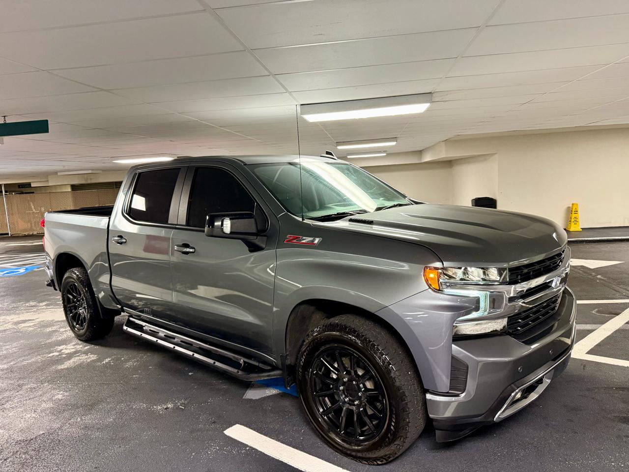 Chevrolet Silverado 1500 4WD Crew Cab 147" RST 2020