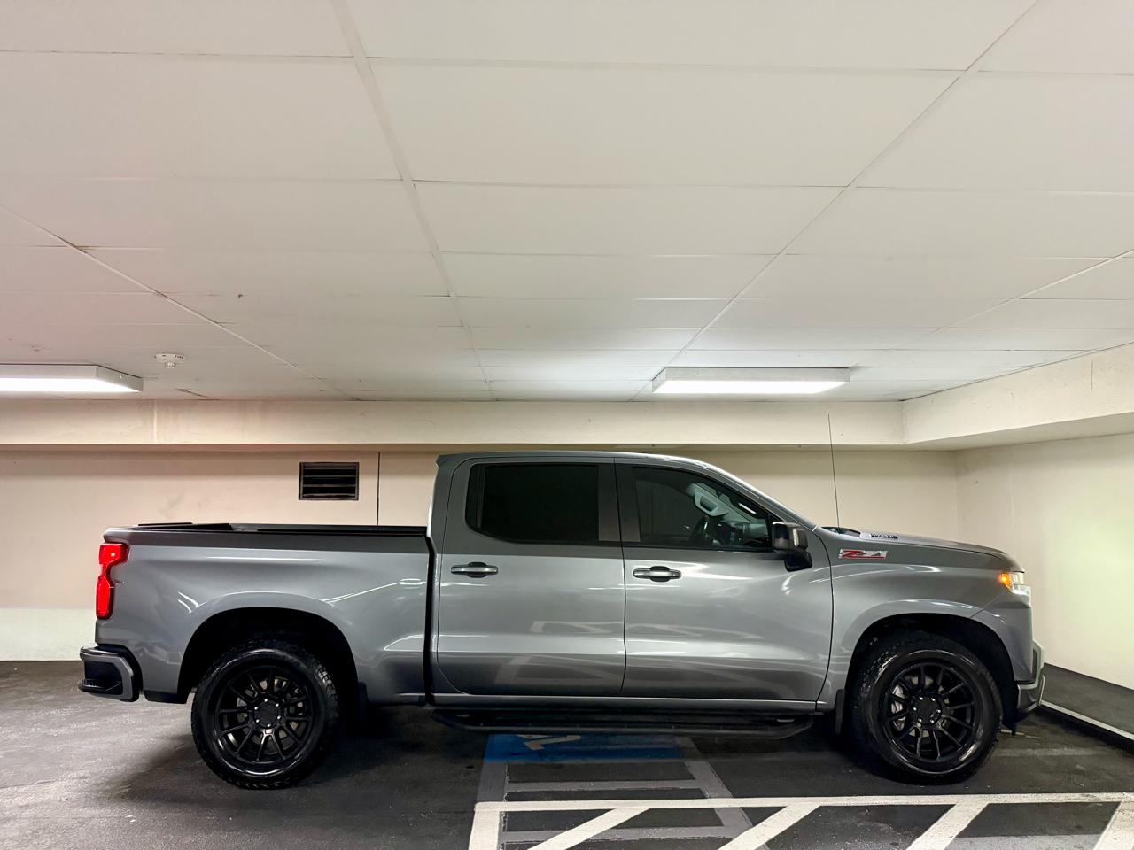 Chevrolet Silverado 1500 4WD Crew Cab 147" RST 2020