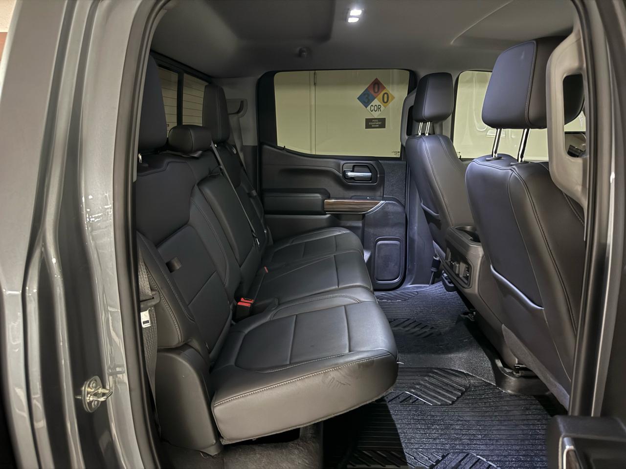 Chevrolet Silverado 1500 4WD Crew Cab 147" RST 2020