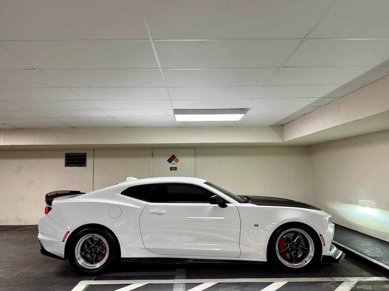 Chevrolet Camaro 2dr Cpe 2SS 2021