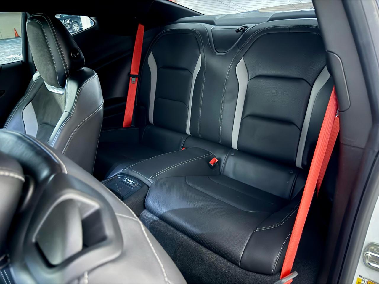 Chevrolet Camaro 2dr Cpe 2SS 2021