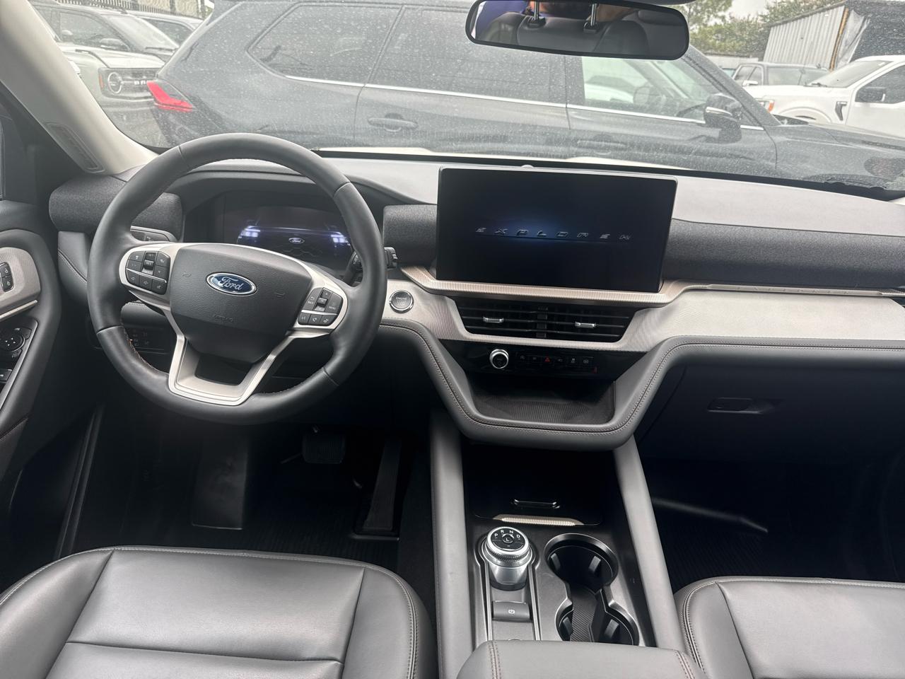 Ford Explorer Active 4WD 2025
