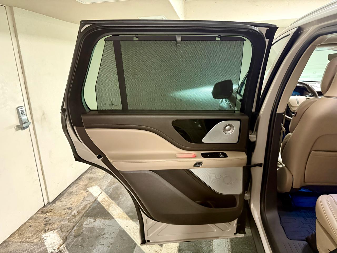 Lincoln Aviator Grand Touring AWD 2023