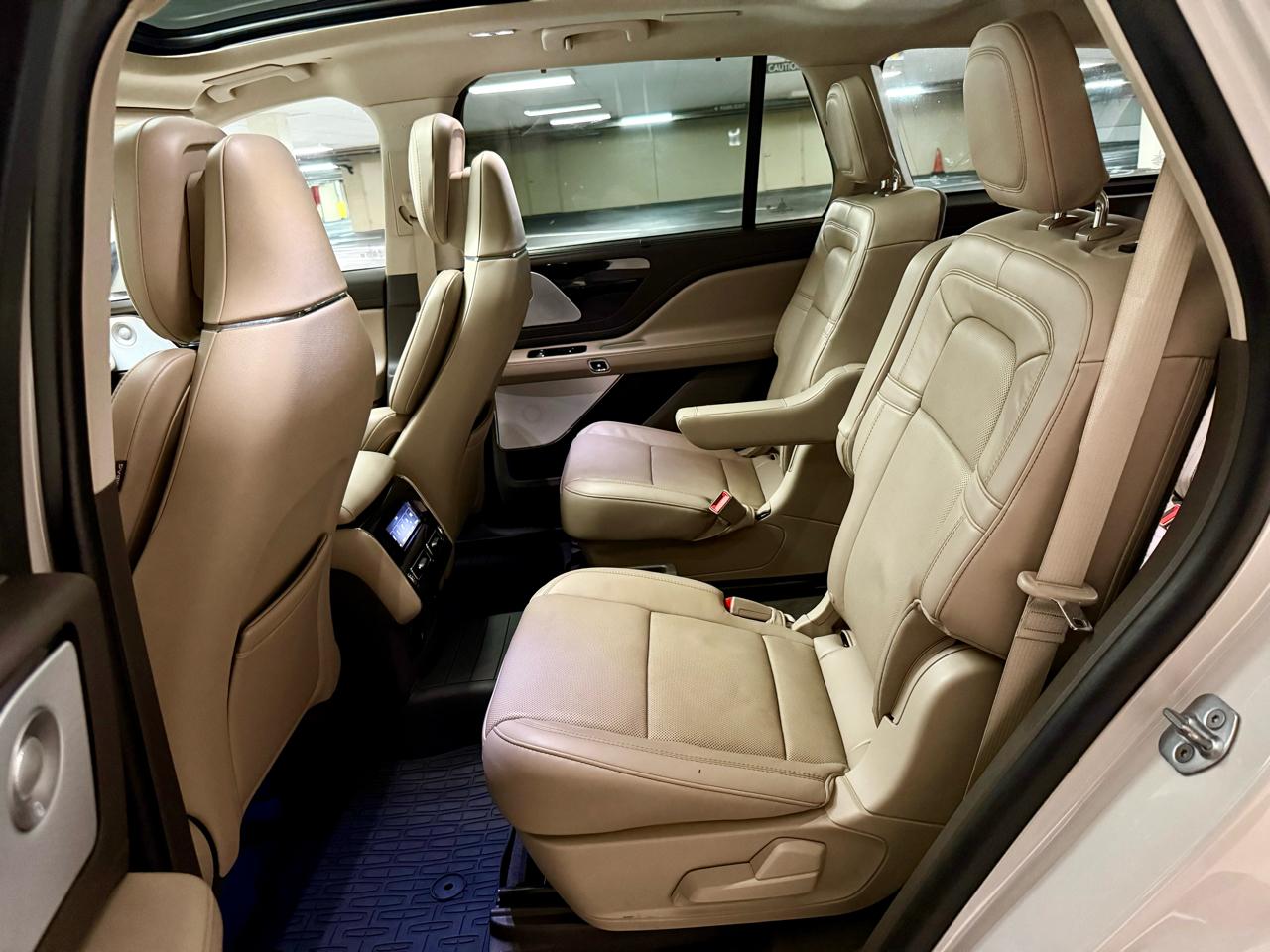 Lincoln Aviator Grand Touring AWD 2023