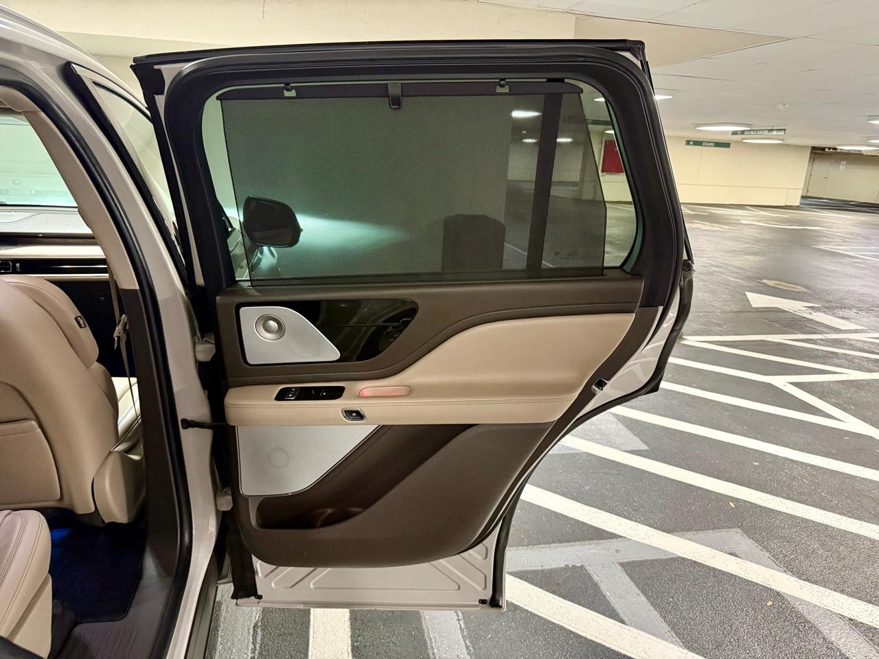 Lincoln Aviator Grand Touring AWD 2023