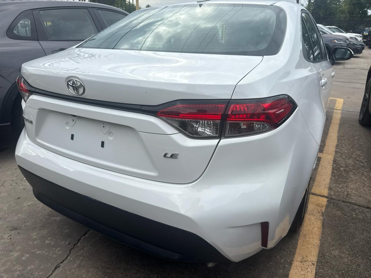 Toyota Corolla LE CVT (Natl) 2022