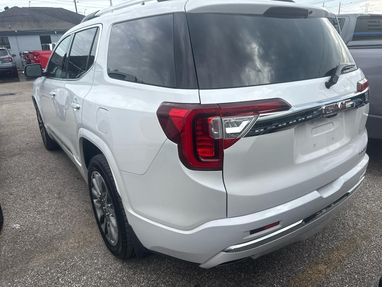 GMC Acadia AWD 4dr Denali 2022