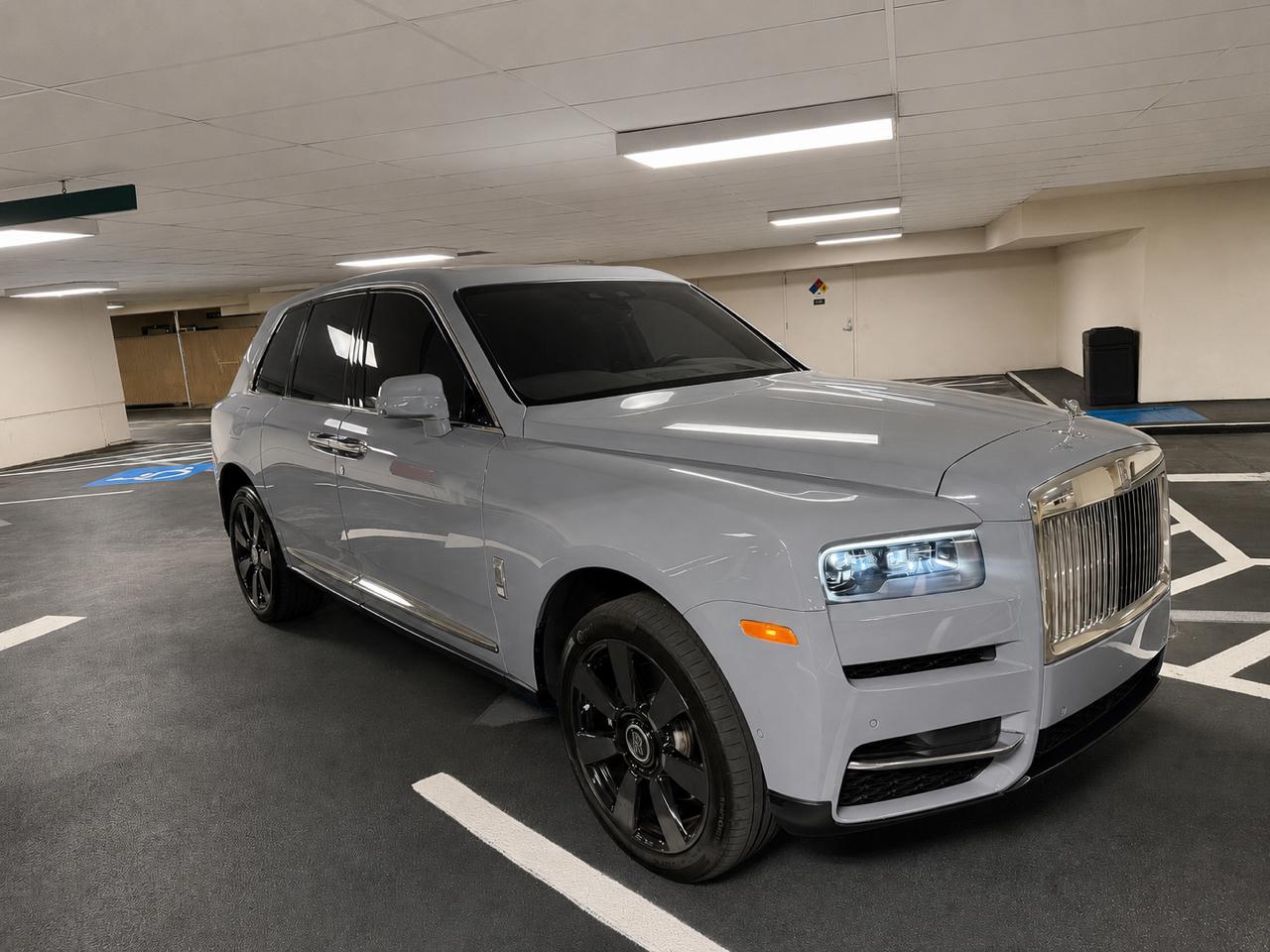 Rolls-Royce Cullinan Sport Utility 2022