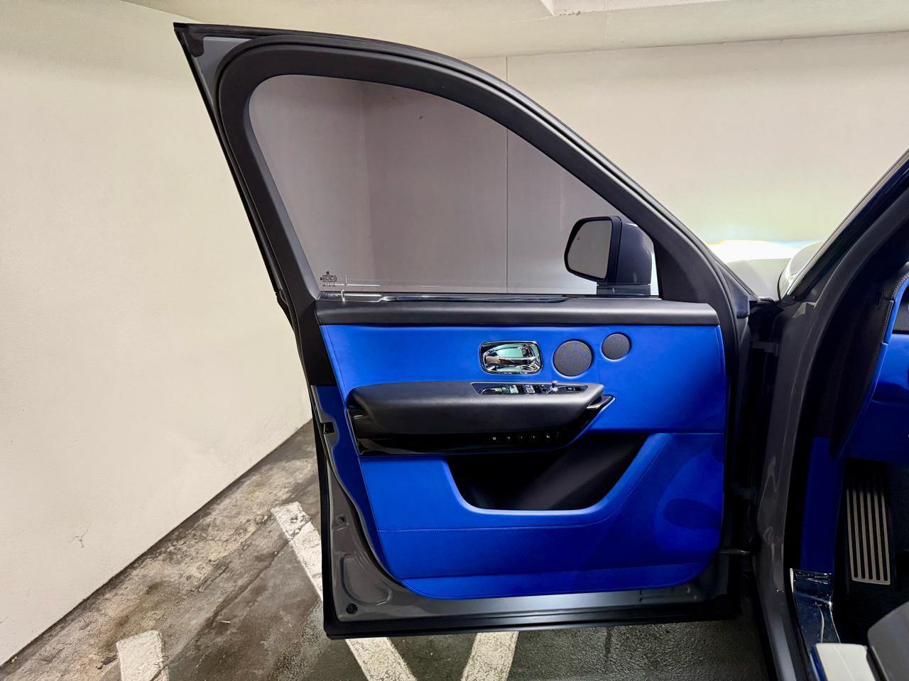 Rolls-Royce Cullinan Sport Utility 2022