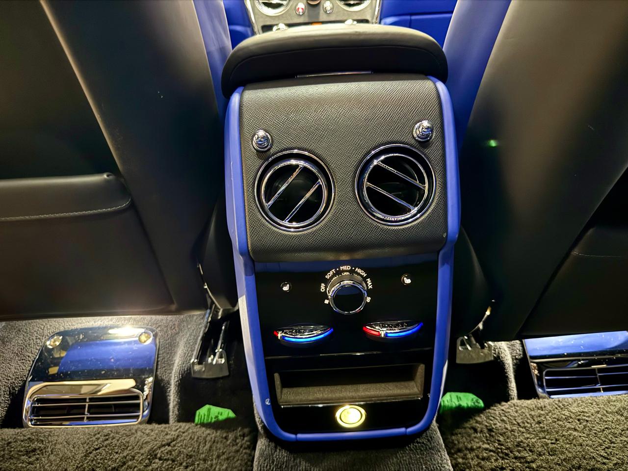 Rolls-Royce Cullinan Sport Utility 2022