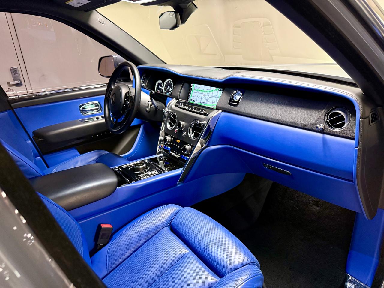 Rolls-Royce Cullinan Sport Utility 2022
