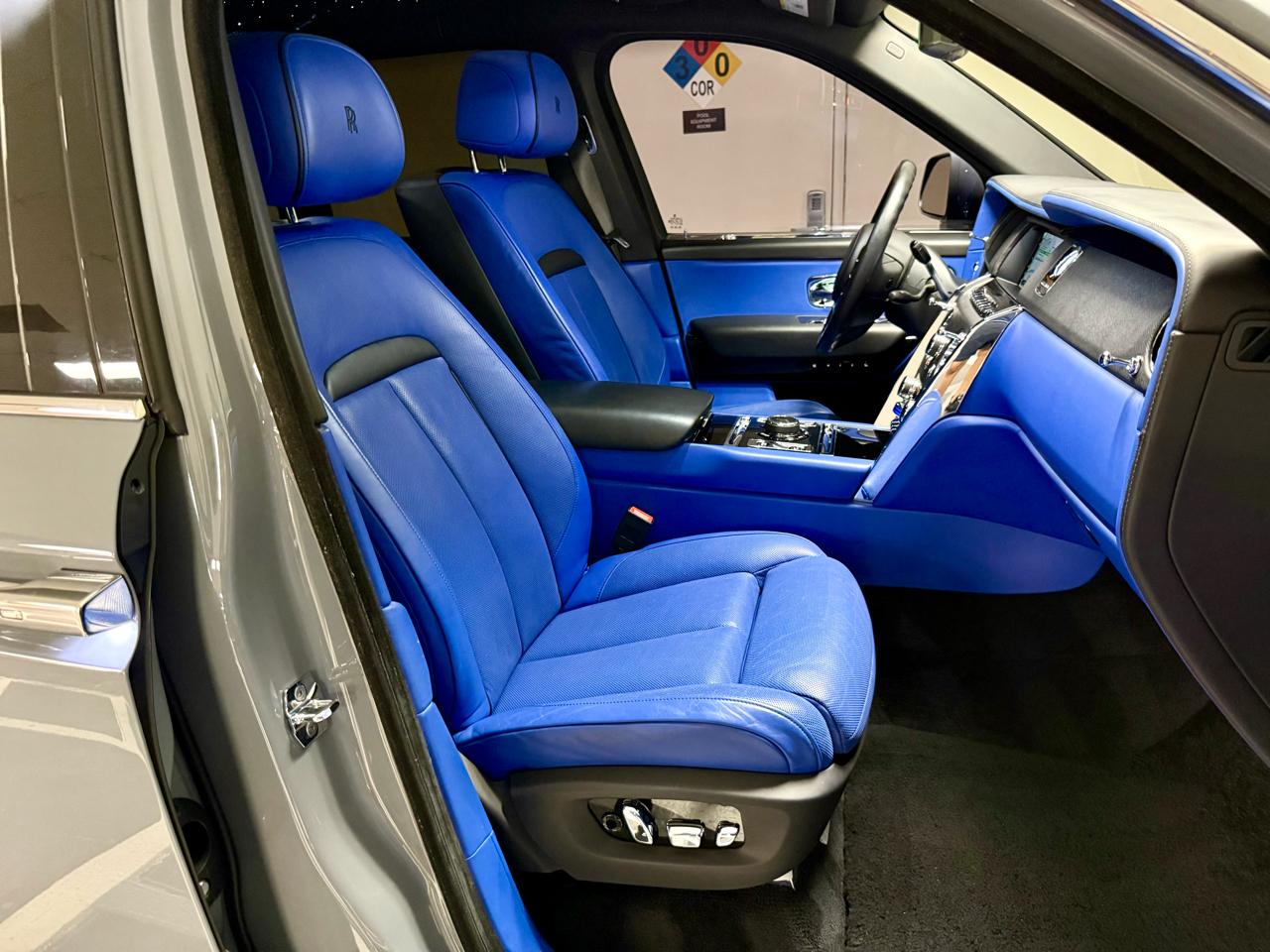 Rolls-Royce Cullinan Sport Utility 2022