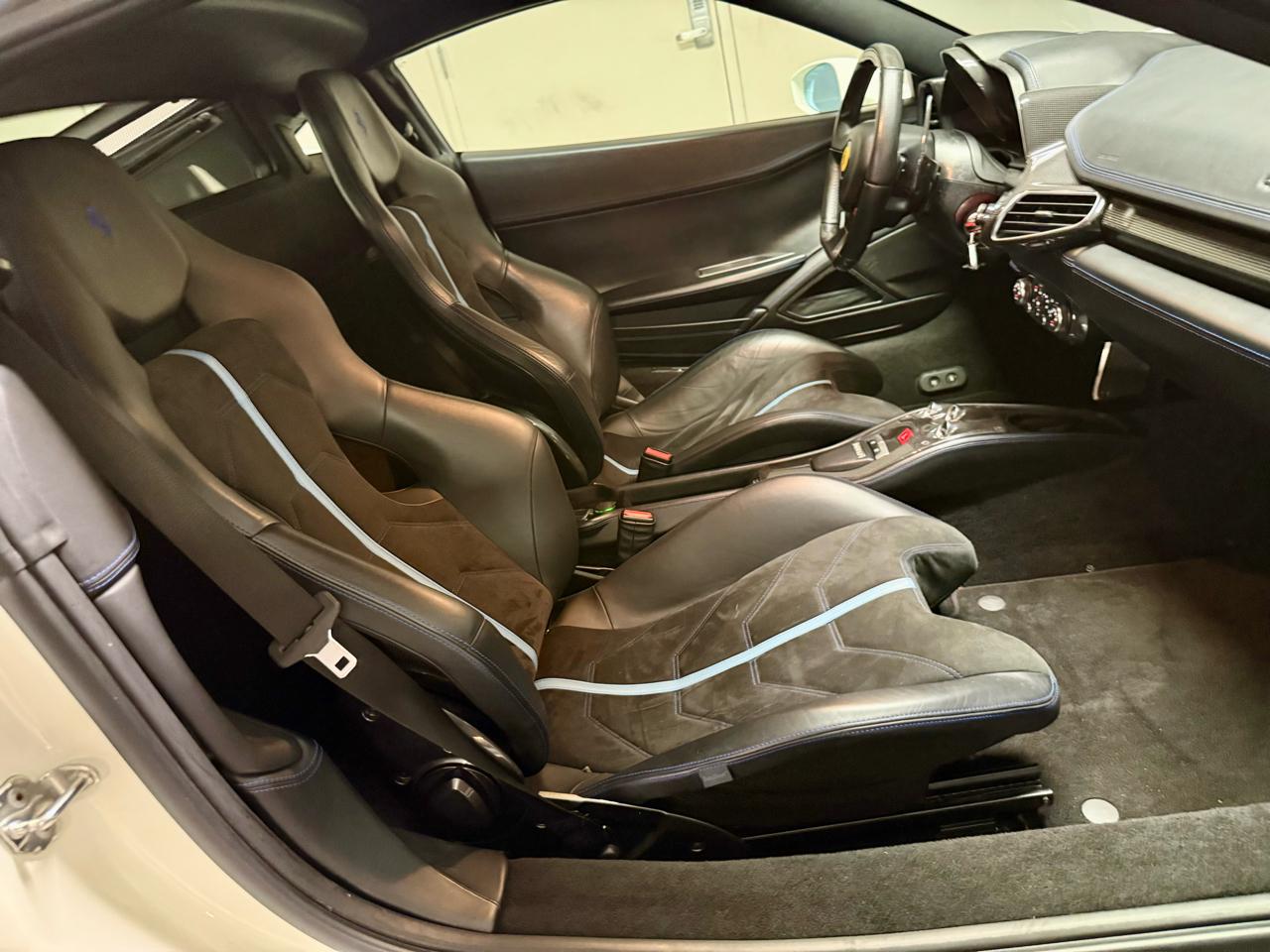 Ferrari 458 Italia 2dr Cpe 2013