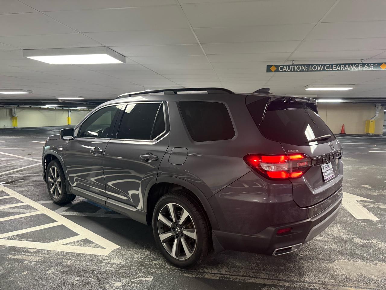 Honda Pilot Touring 2WD 2023