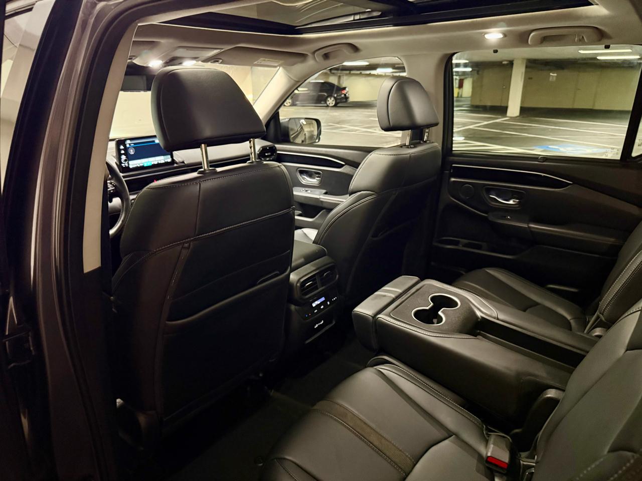 Honda Pilot Touring 2WD 2023