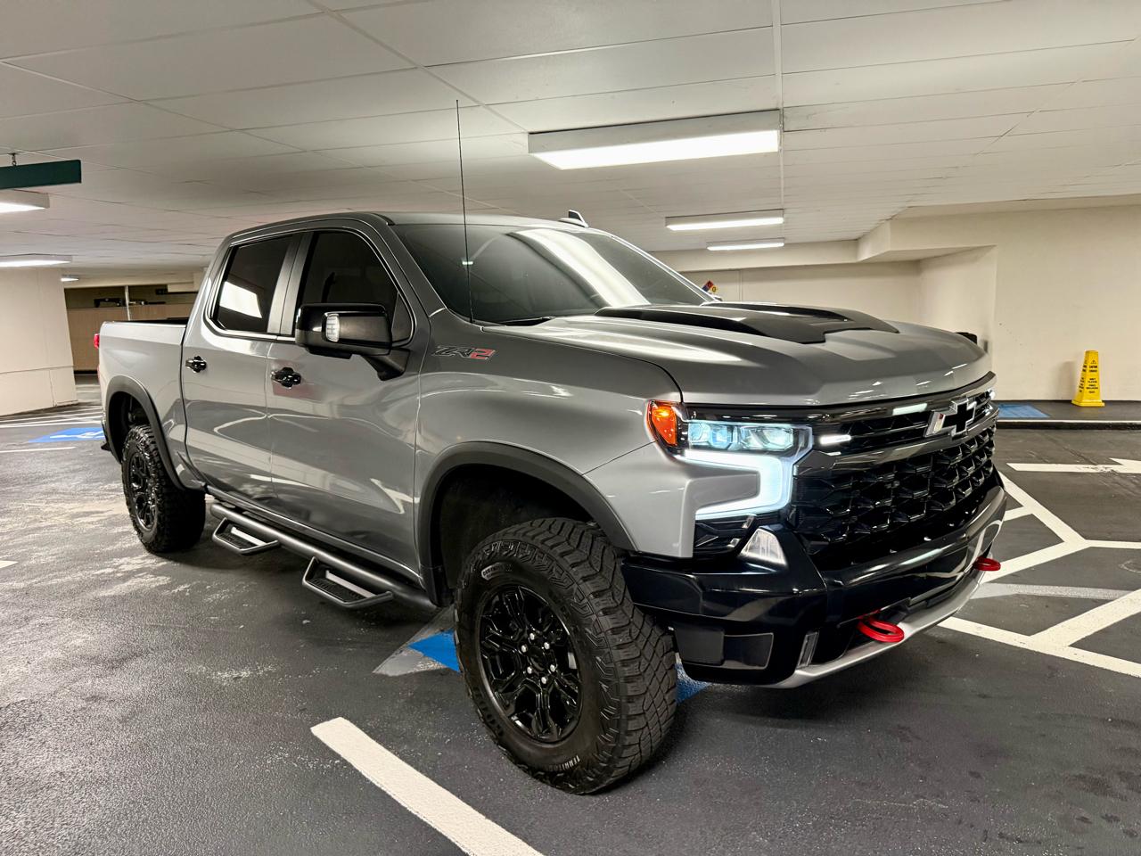 Chevrolet Silverado 1500 4WD Crew Cab 147" ZR2 2024