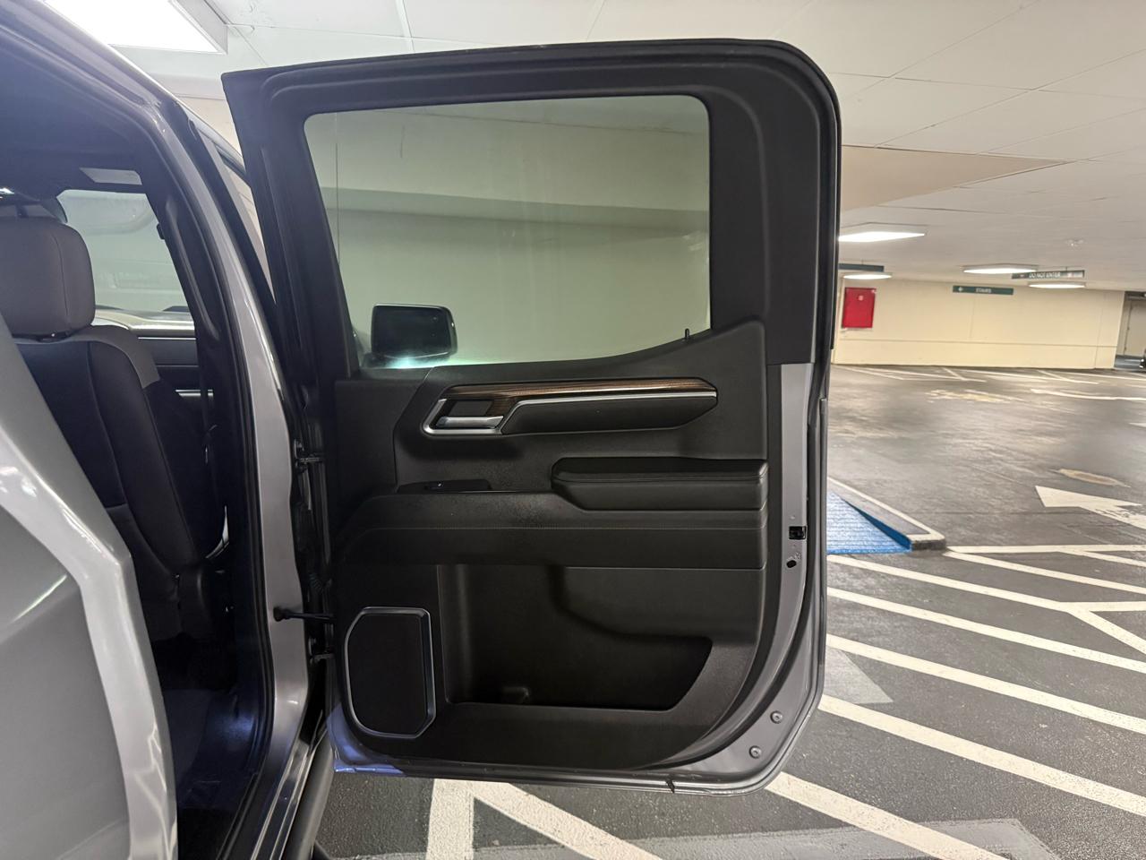Chevrolet Silverado 1500 4WD Crew Cab 147" ZR2 2024