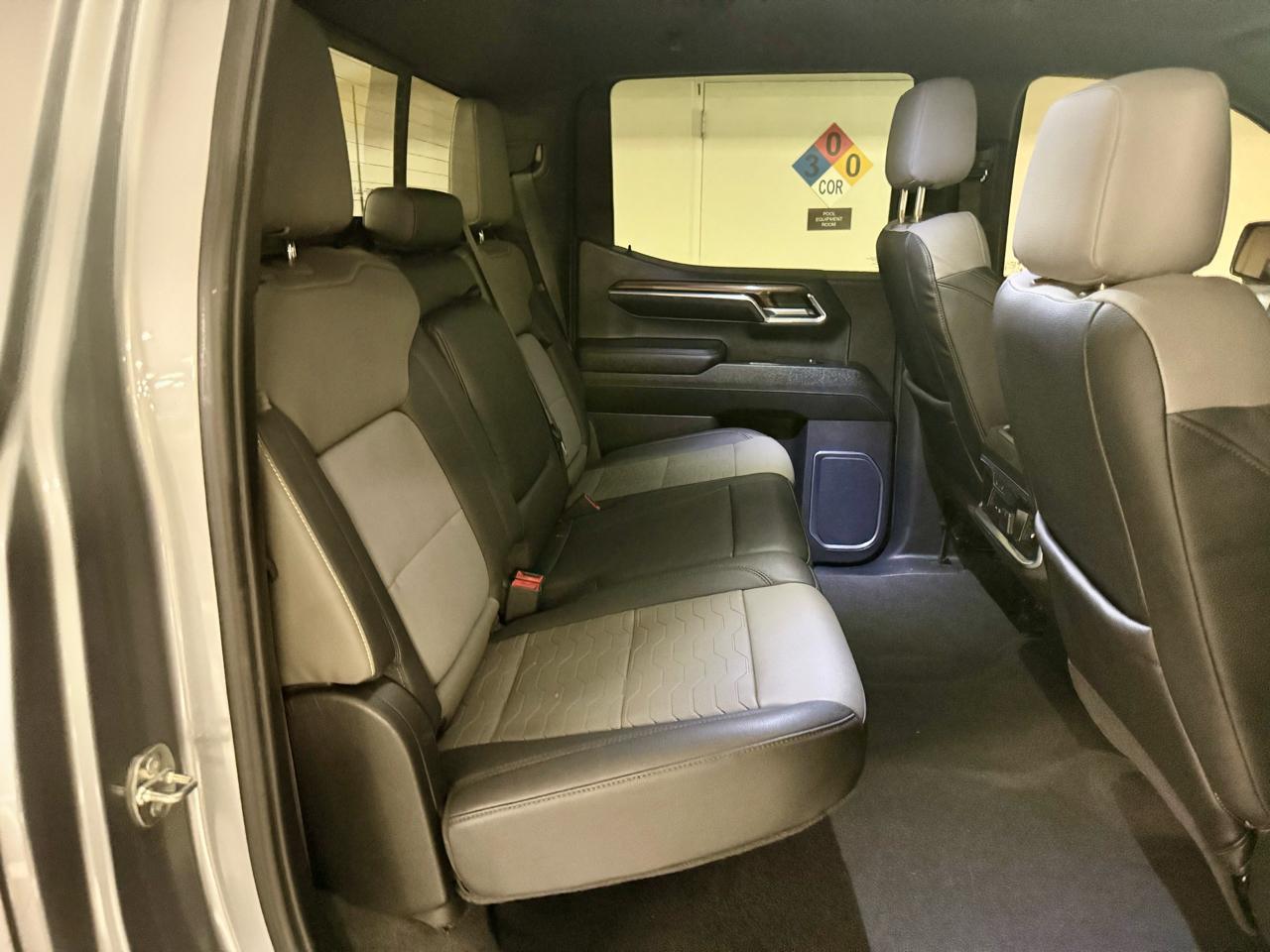 Chevrolet Silverado 1500 4WD Crew Cab 147" ZR2 2024