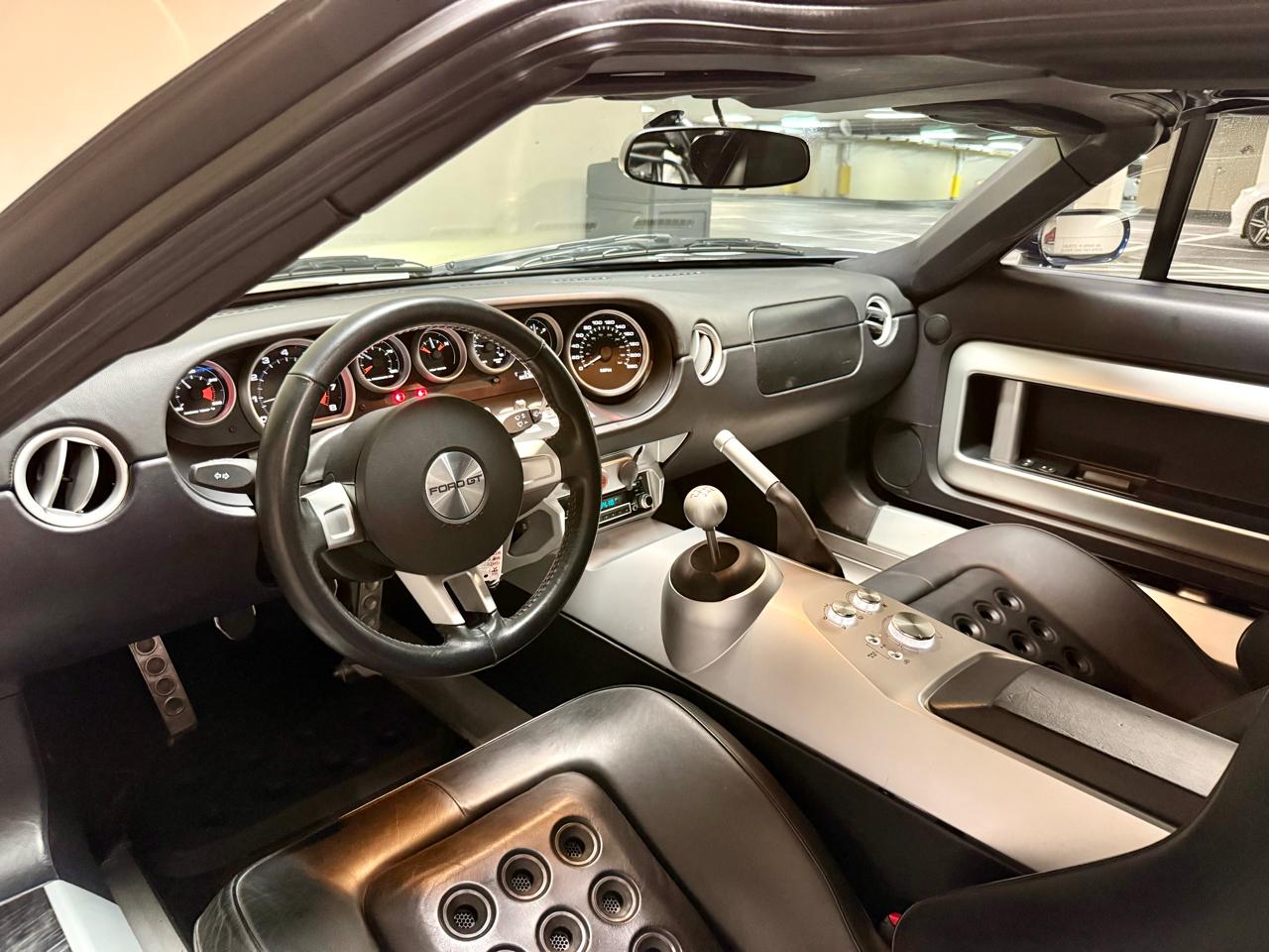 Ford GT 2dr Cpe 2005