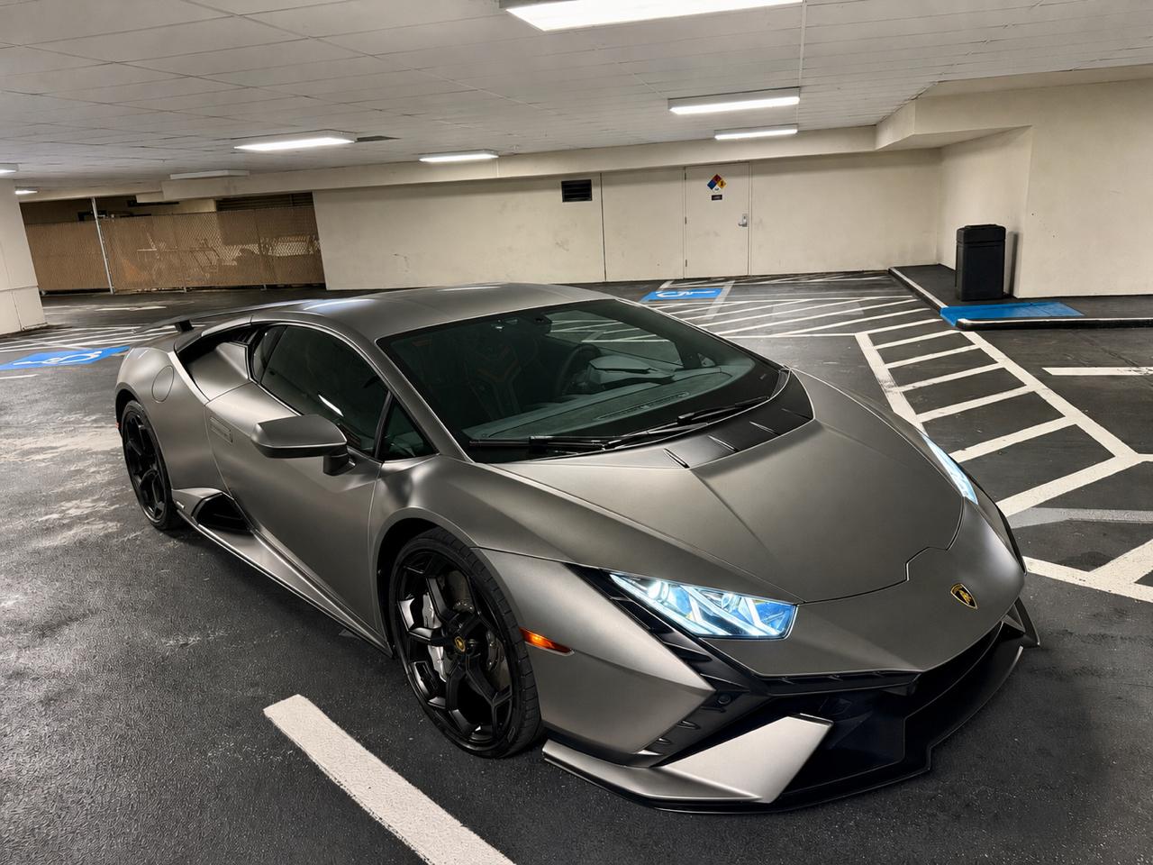 Lamborghini Huracan Tecnica Coupe 2023